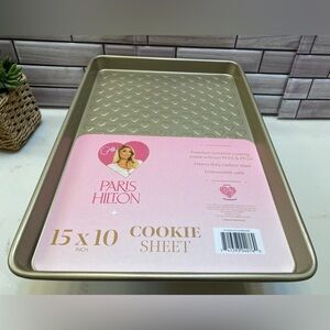 PARIS HILTON ❤️Premium nonstick PFOA free 15x10” COOKIE SHEET NWT